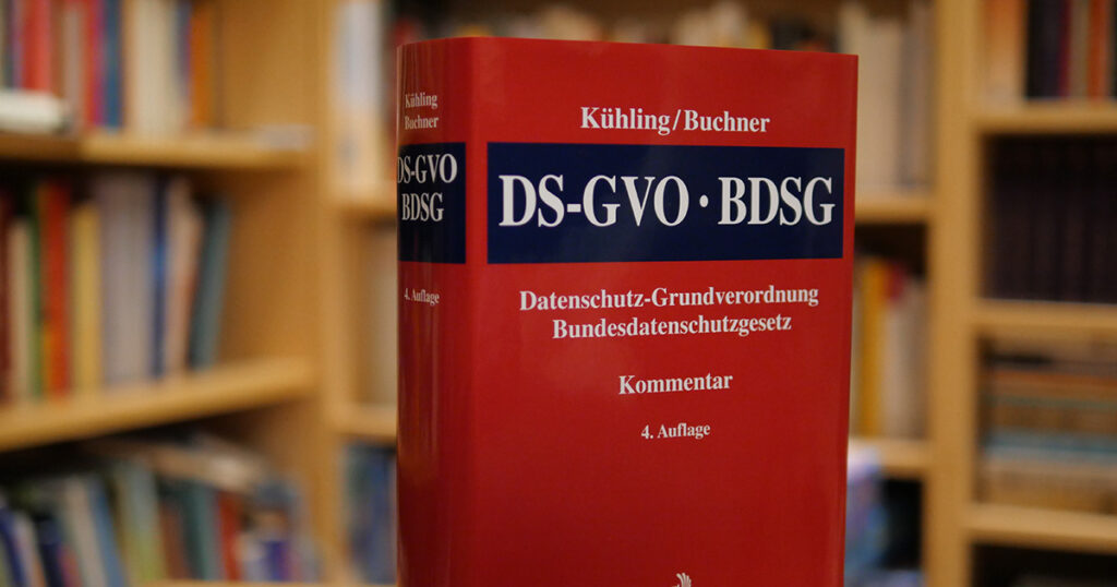 Cover der vierten Auflage des Kühling/Buchner.